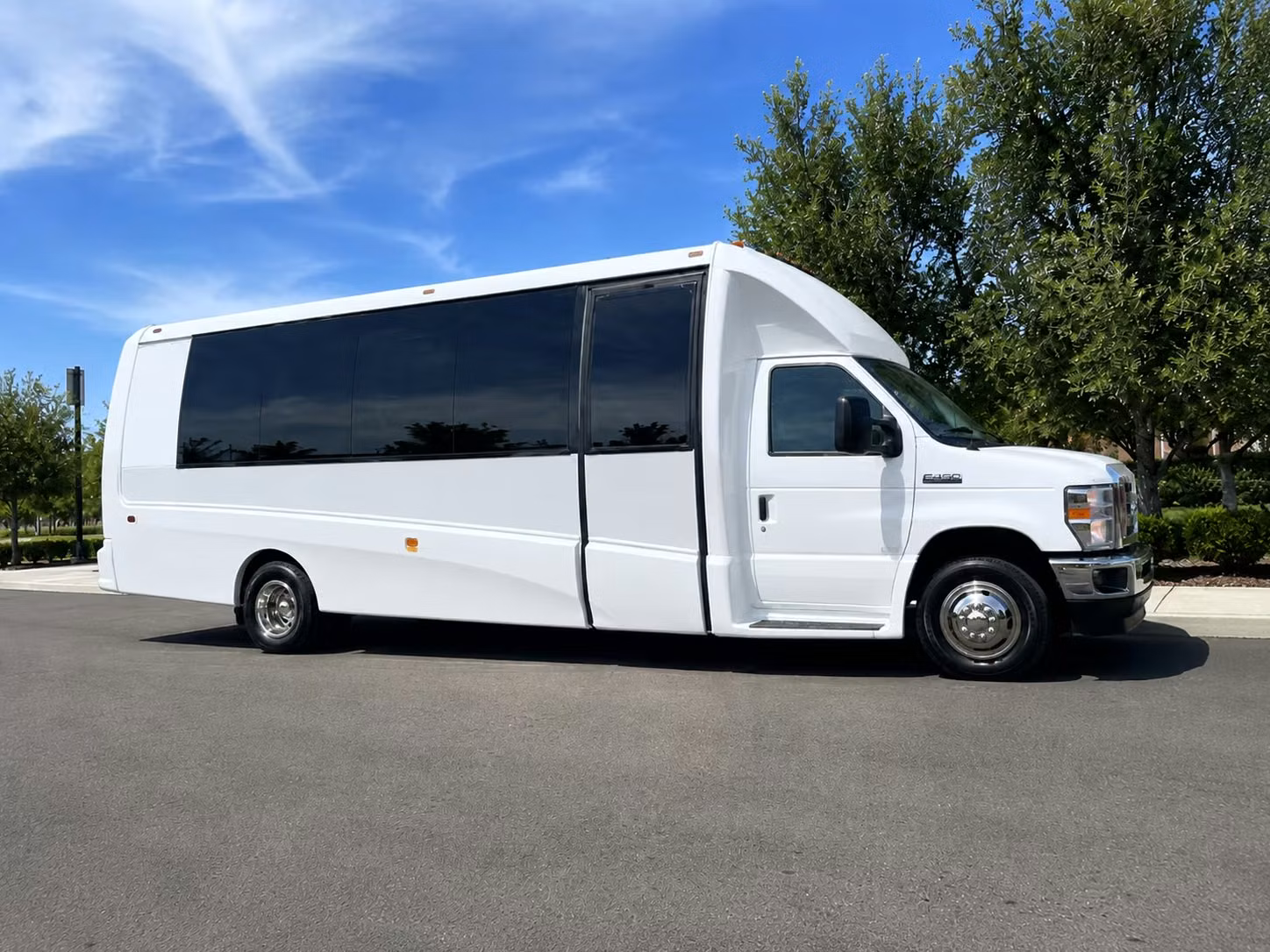 minibuses for baltimore prom groups who want private flexible transportation